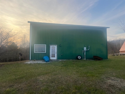 31 Cave Lake Road, Clarkson, KY 