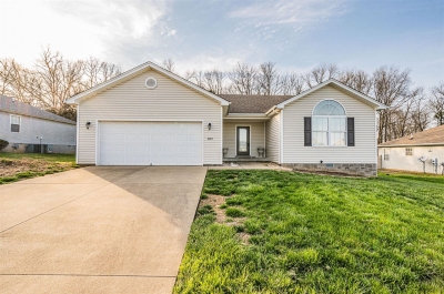 1519 Calgary Way, Bowling Green, KY