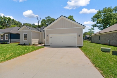 650 Pleasant Meadow Lane, Bowling Green, KY