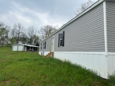 27251 Louisville Road, Smiths Grove, KY 