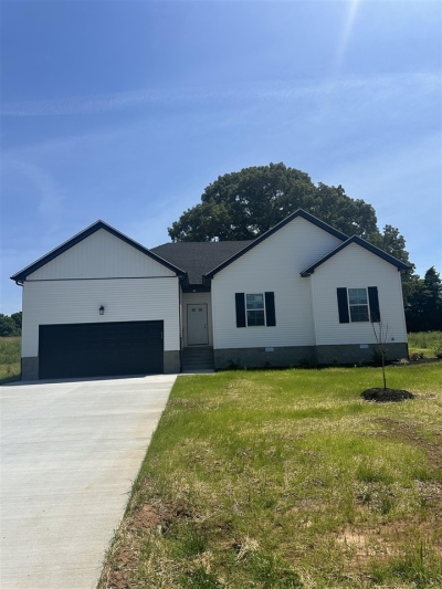 8 Sun Drive, Scottsville, KY