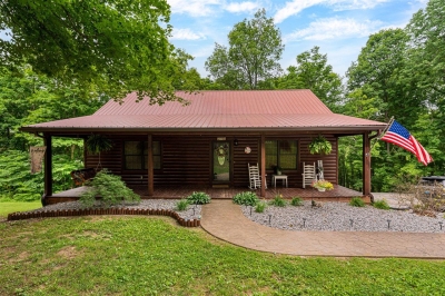 1767 Smiths Grove Road, Scottsville, KY