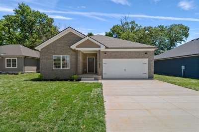 638 Pleasant Meadow Lane, Bowling Green, KY