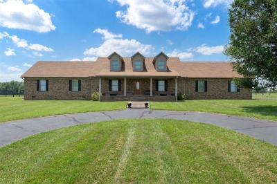 221 Fred Lively Road, Bowling Green, KY