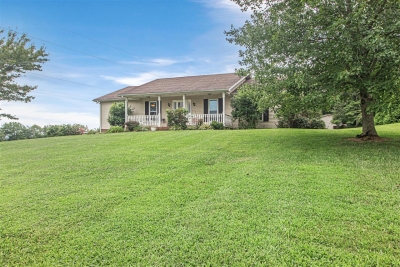 100 Timberleaf Drive, Horse Cave, KY