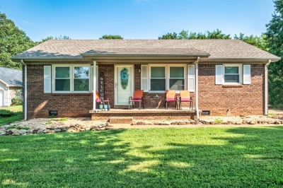 3653 Garrett Hollow Road, Bowling Green, KY