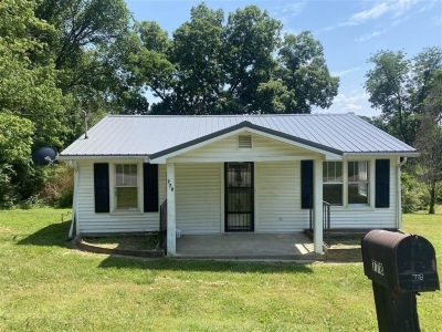 778 Maple Street, Scottsville, KY