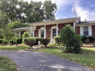 2418 Glen Lily Road, Bowling Green, KY