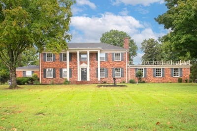 400 Louviers Lane, Old Hickory, TN