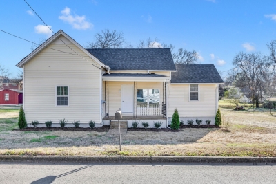 419 E Woodring Street, Pulaski, TN 