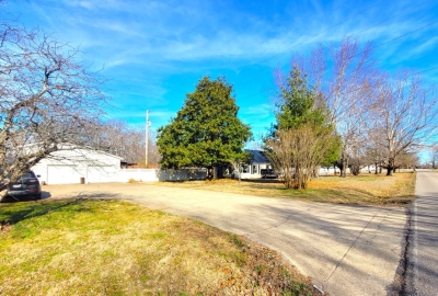 1389 Taylor Town Road, White Bluff, TN 