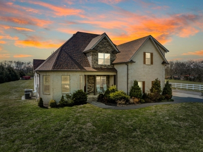 106 Long Creek Drive, Christiana, TN