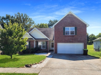 3495 Oak Creek Drive, Clarksville, TN