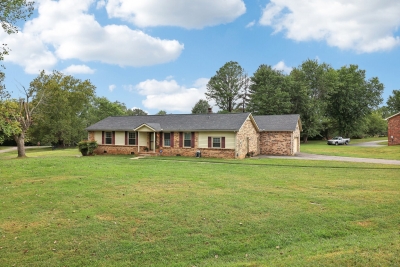 1780 Auburn Drive, Clarksville, TN