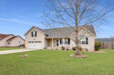 568 Indian Springs Circle, Manchester, TN 