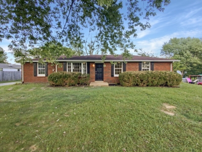 2107 Lynwood Drive, Greenbrier, TN