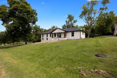 107 Hickory Heights Drive, Hendersonville, TN 