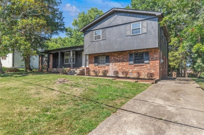 579 Moss Landing Drive, Antioch, TN