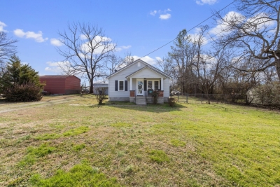 404 Greenwood Avenue, Shelbyville, TN 