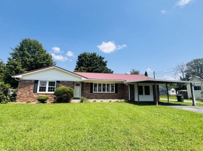 108 E Bronson Street, Sparta, TN