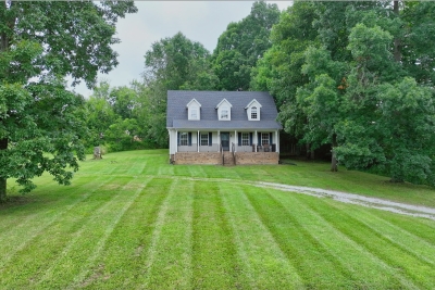 223 Lauren Lane, Westmoreland, TN