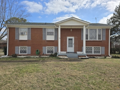 400 Burch Road, Clarksville, TN