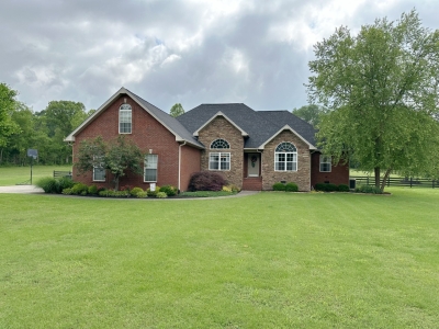 252 County House Road, Cottontown, TN 