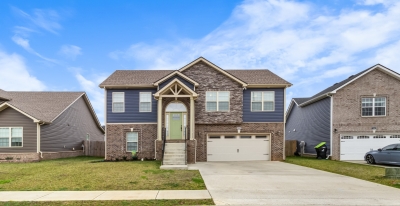 243 Dugger Drive, Clarksville, TN