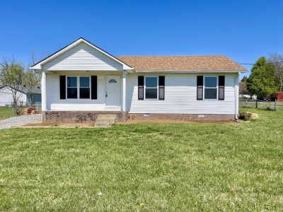 310 Hugh Hunter Road, Oak Grove, KY