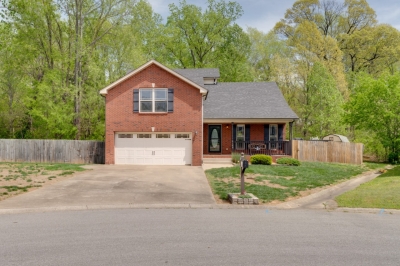 3148 Clydesdale Drive, Clarksville, TN 