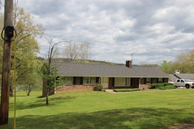 131 Lakeview Drive, Dover, TN 