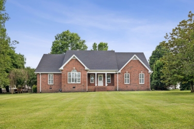 405 Thoroughbred Lane, Hartsville, TN