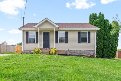 929 Van Buren Avenue, Oak Grove, KY