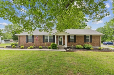 2138 Old Greenbrier Pike, Greenbrier, TN