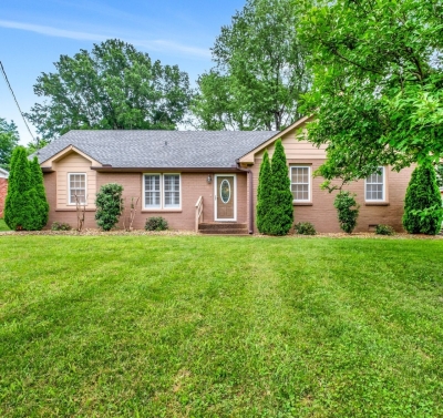 4749 Kennysaw Drive, Old Hickory, TN 