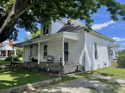 141 N Russell Street, Portland, TN