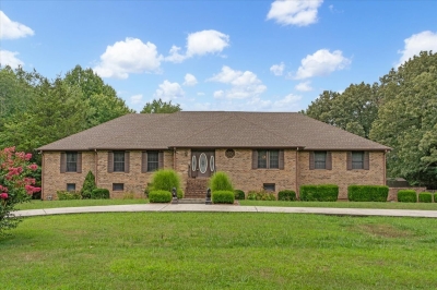 223 Lake Hills Road, Tullahoma, TN