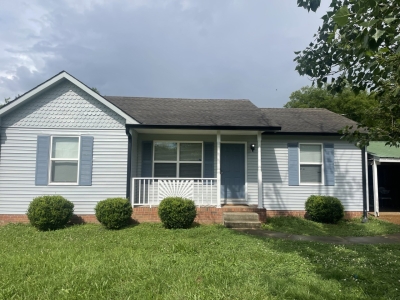 1092 Moss Trl, La Vergne, TN