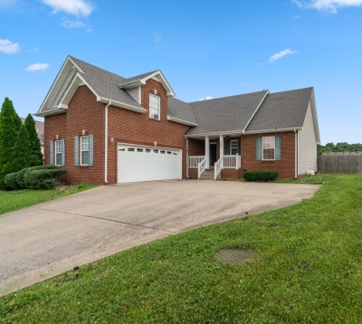 1221 Channelview Drive, Clarksville, TN