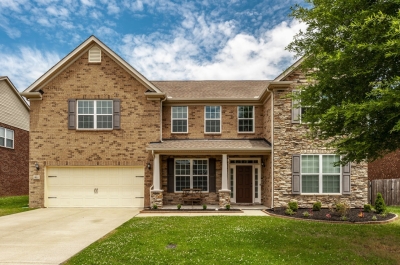 1022 Lacebark Lane, Hendersonville, TN