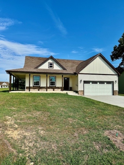 1381 Taylor Town Road, White Bluff, TN