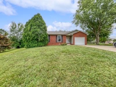 2220 Kim Drive, Clarksville, TN