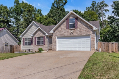 3322 S Senseney Circle, Clarksville, TN