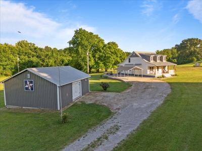 4595 W Trace Creek Road, Waverly, TN