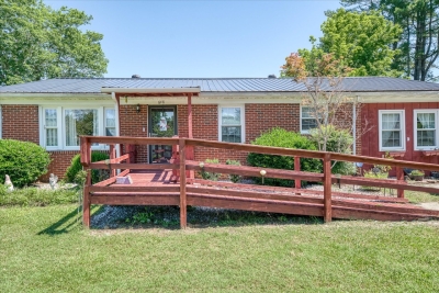 648s S Edgewood Drive, Sparta, TN