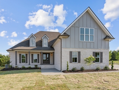 1009 Stone Creek Lane, Lebanon, TN