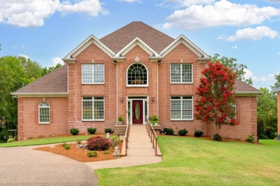 654 Cumberland Hills Drive, Hendersonville, TN