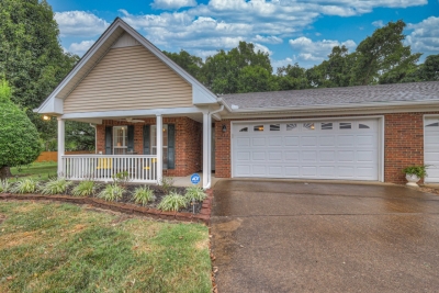 438 Forest Glen Circle, Murfreesboro, TN