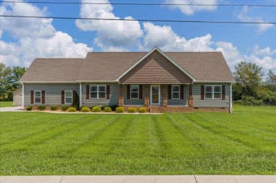 564 Richland Farms Drive, Manchester, TN