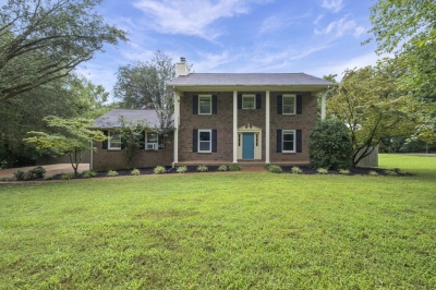 30 Indian Lake Court, Old Hickory, TN